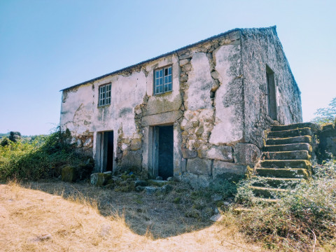 Quinta do Praia - Boerderij met Privéstrand aan de Mondego Rivier op 1,2ha